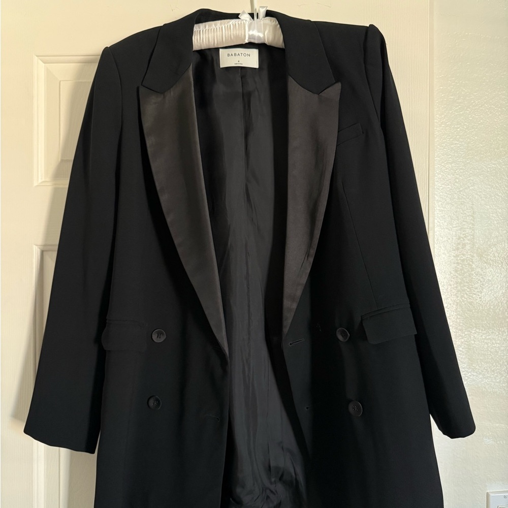 Aritzia Black Double-Breasted Blazer with Satin Lapels